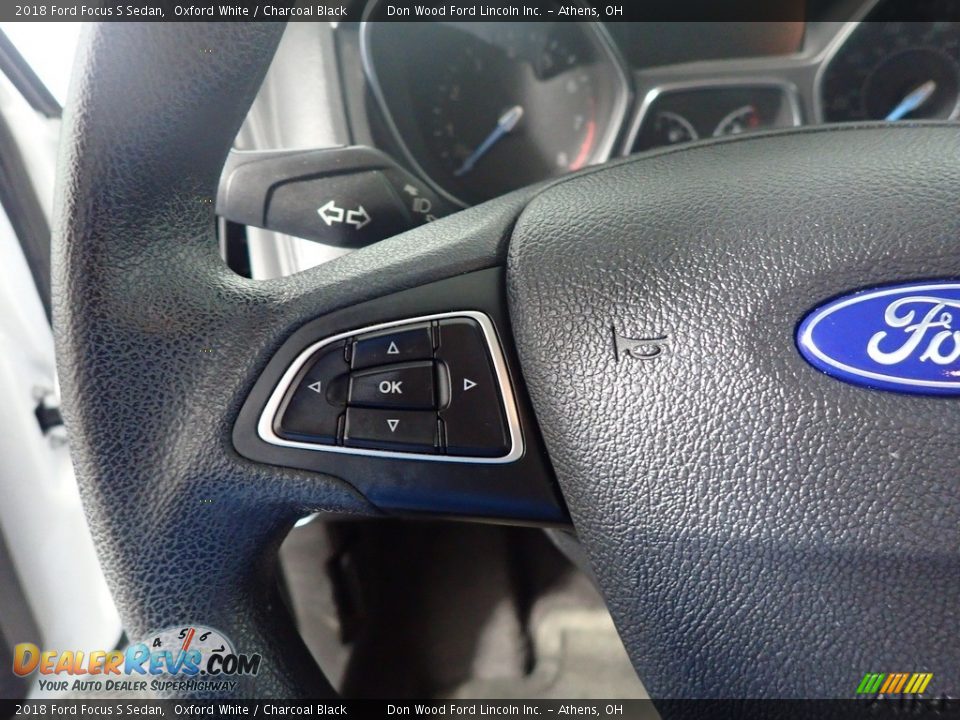 2018 Ford Focus S Sedan Oxford White / Charcoal Black Photo #29
