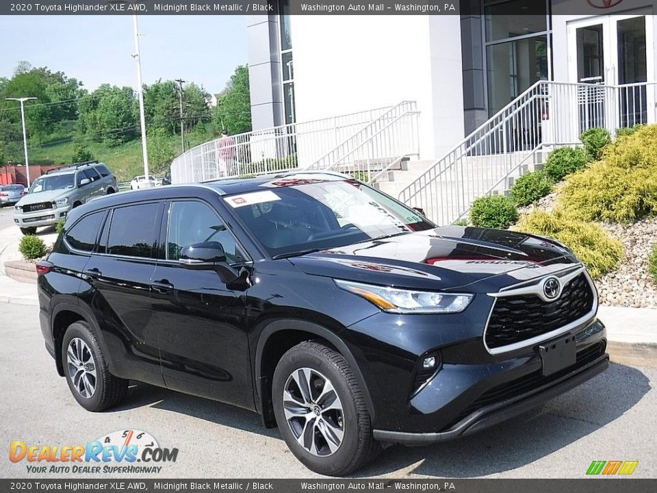 2020 Toyota Highlander XLE AWD Midnight Black Metallic / Black Photo #1