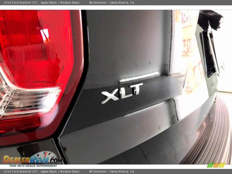 2019 Ford Explorer XLT Logo Photo #31