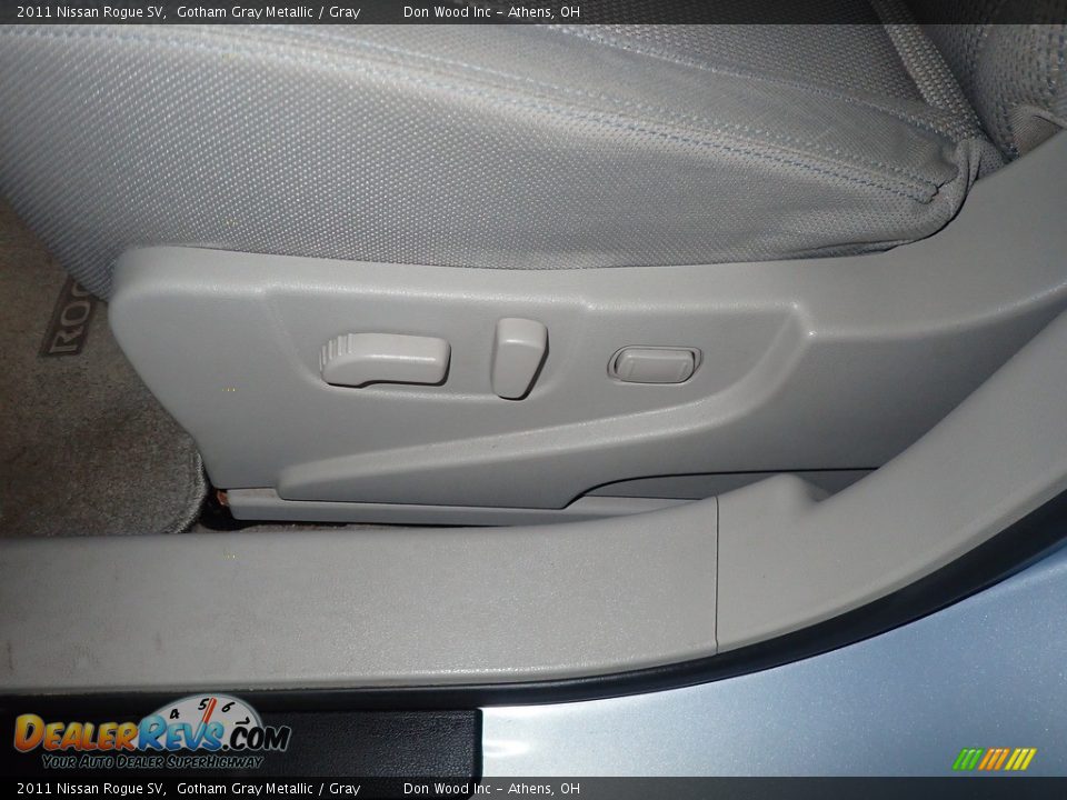 2011 Nissan Rogue SV Gotham Gray Metallic / Gray Photo #23