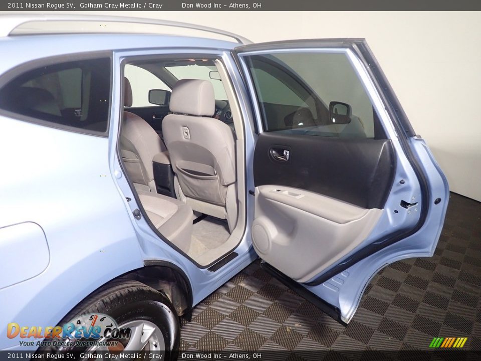 2011 Nissan Rogue SV Gotham Gray Metallic / Gray Photo #36