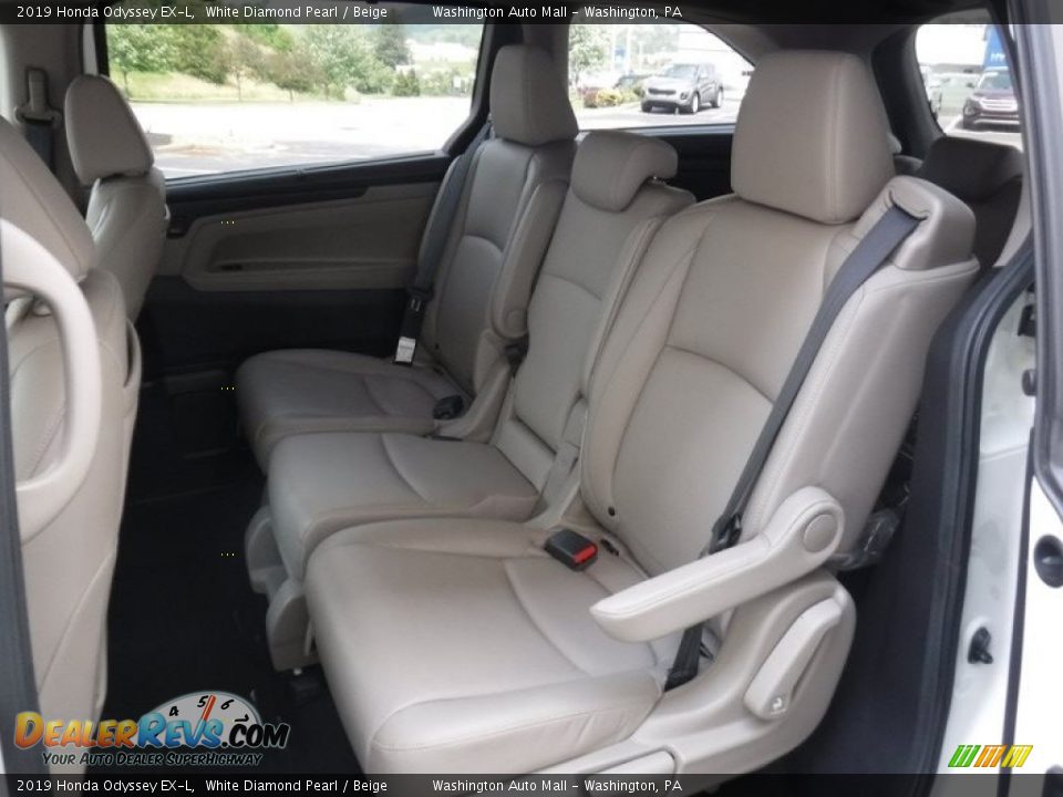 2019 Honda Odyssey EX-L White Diamond Pearl / Beige Photo #29