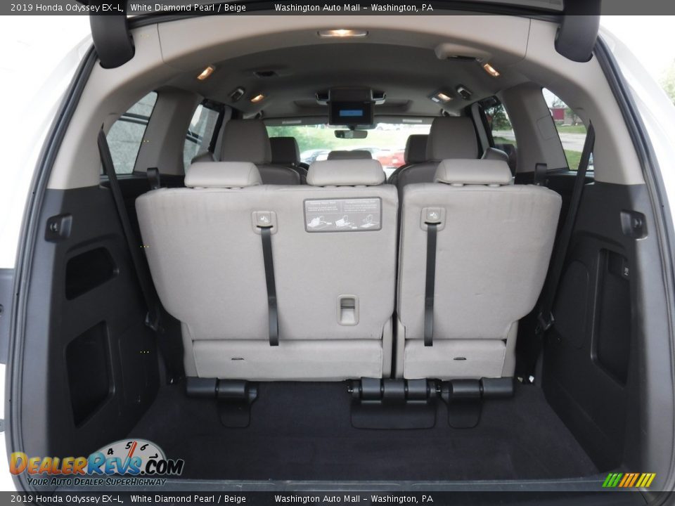 2019 Honda Odyssey EX-L White Diamond Pearl / Beige Photo #32