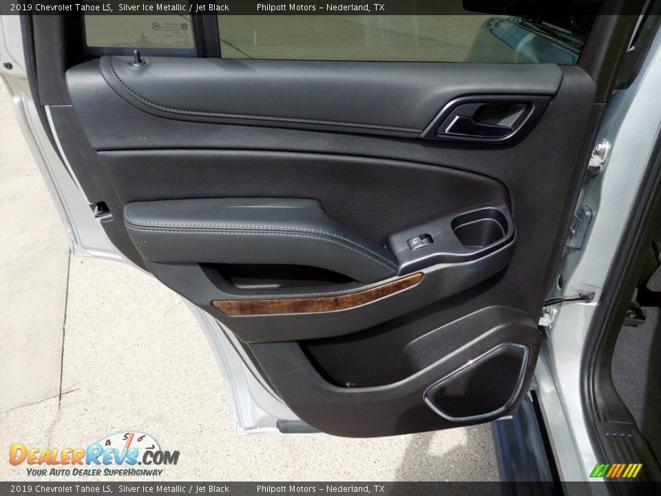 2019 Chevrolet Tahoe LS Silver Ice Metallic / Jet Black Photo #24