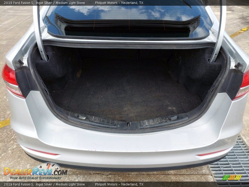 2019 Ford Fusion S Ingot Silver / Medium Light Stone Photo #26
