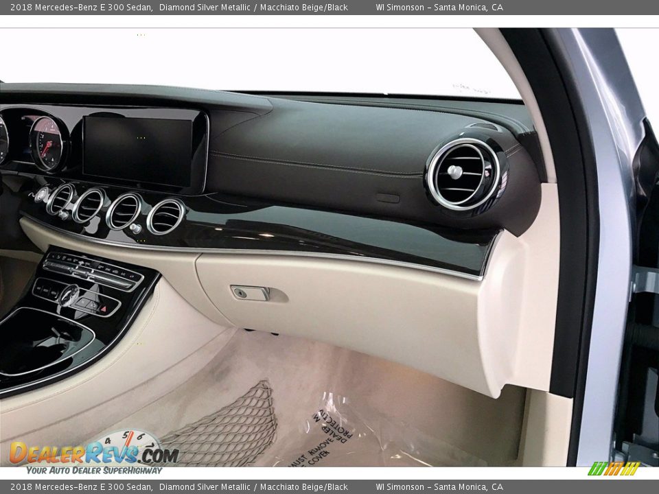 2018 Mercedes-Benz E 300 Sedan Diamond Silver Metallic / Macchiato Beige/Black Photo #16