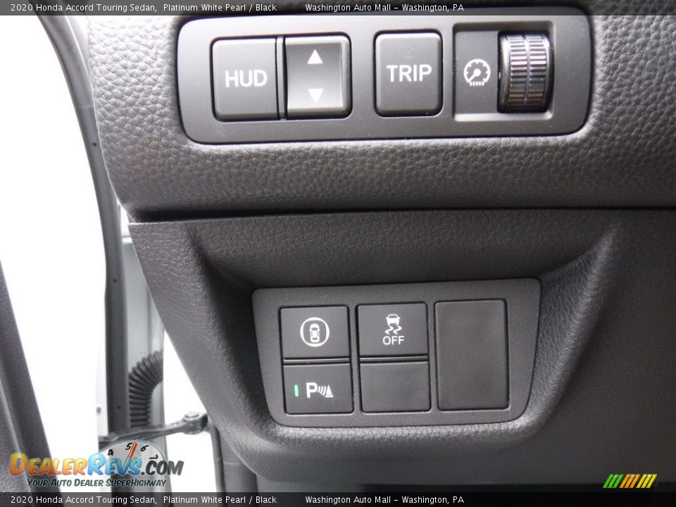 2020 Honda Accord Touring Sedan Platinum White Pearl / Black Photo #25