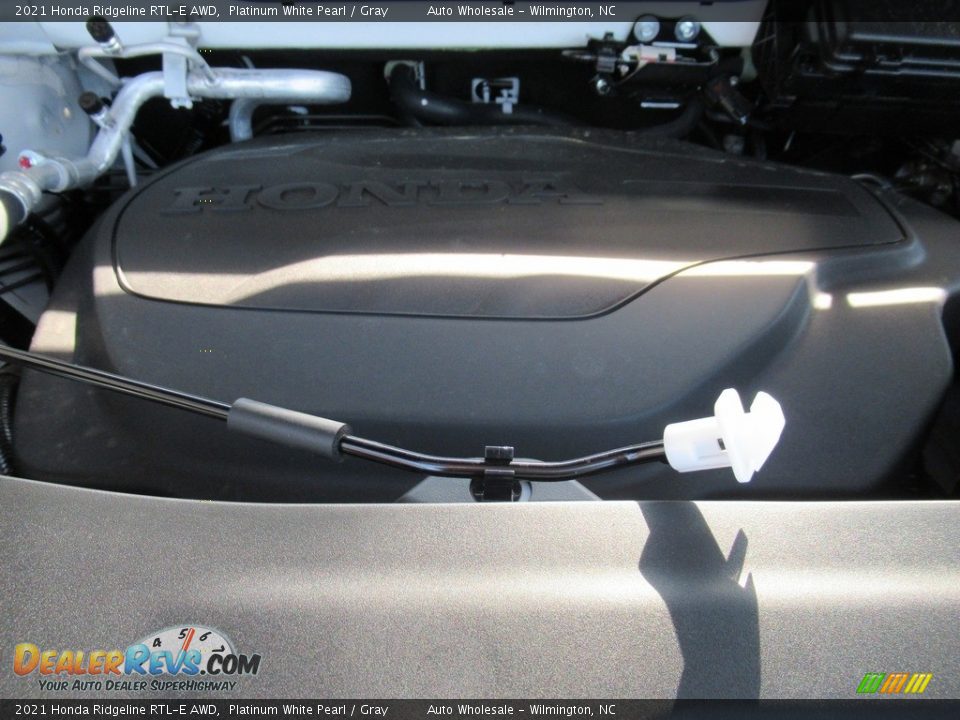 2021 Honda Ridgeline RTL-E AWD Platinum White Pearl / Gray Photo #6