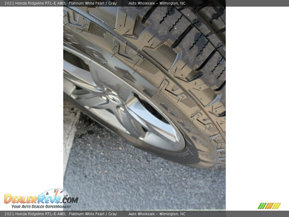 2021 Honda Ridgeline RTL-E AWD Platinum White Pearl / Gray Photo #8