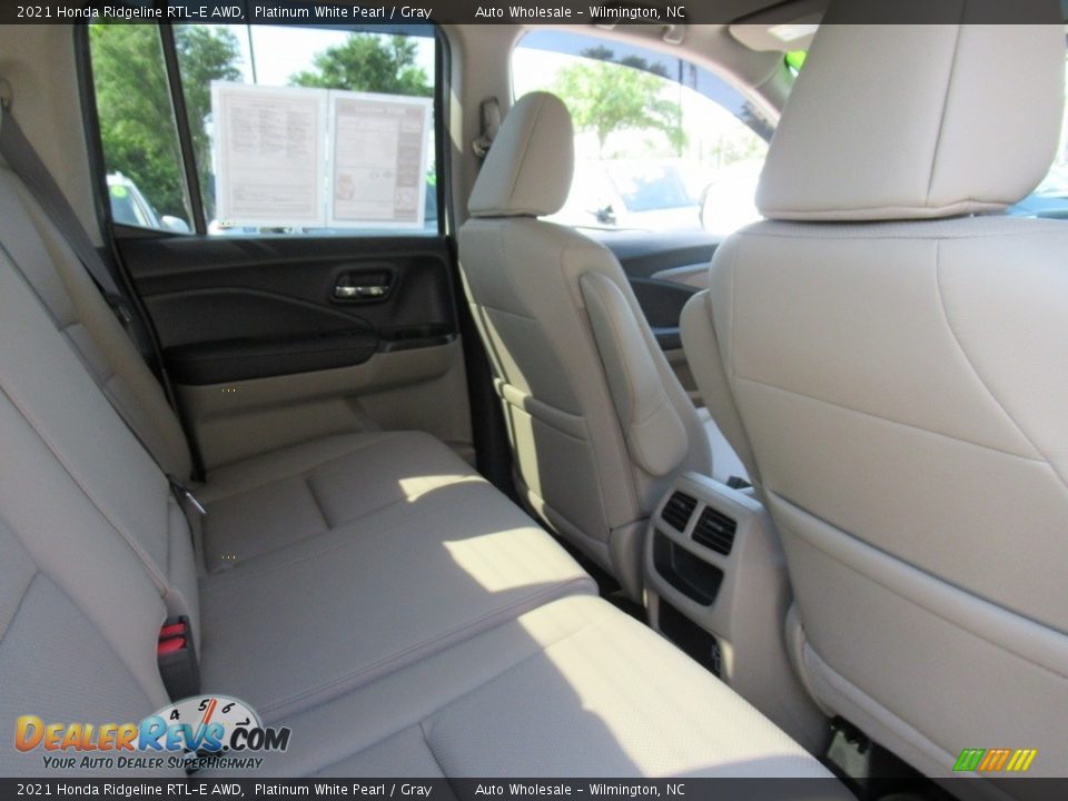 2021 Honda Ridgeline RTL-E AWD Platinum White Pearl / Gray Photo #13