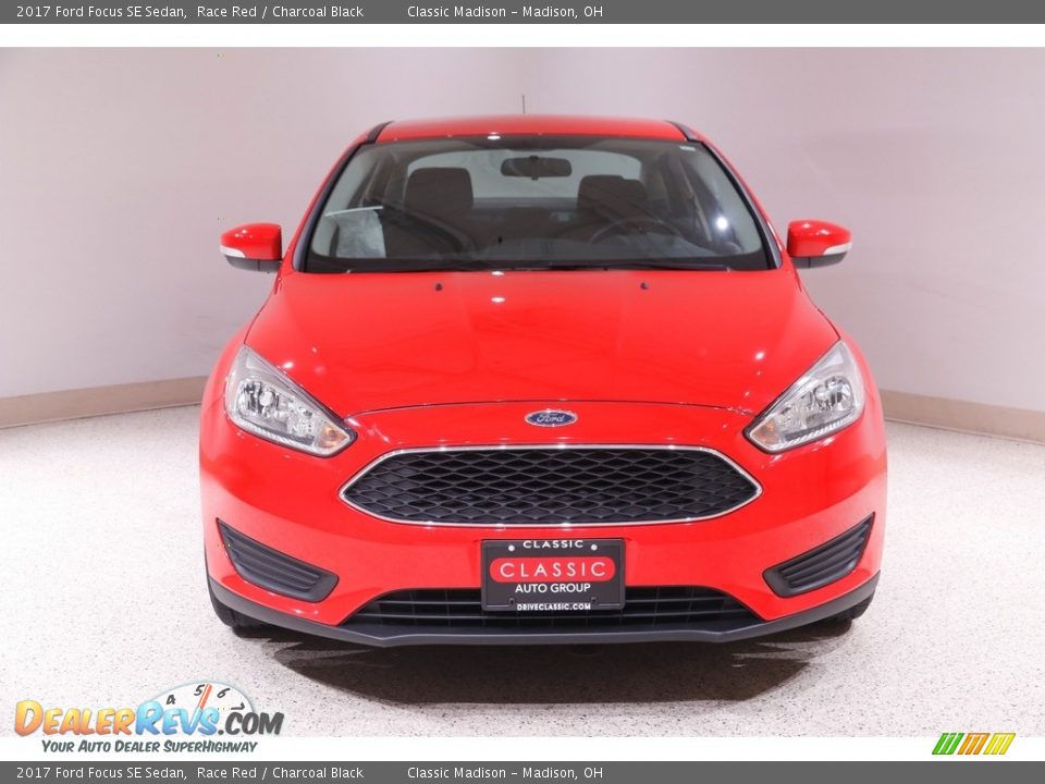 2017 Ford Focus SE Sedan Race Red / Charcoal Black Photo #2