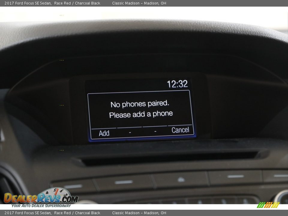 2017 Ford Focus SE Sedan Race Red / Charcoal Black Photo #11