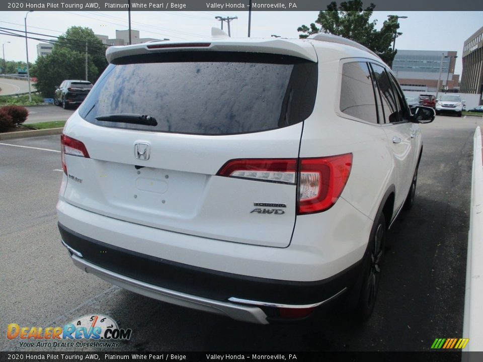 2020 Honda Pilot Touring AWD Platinum White Pearl / Beige Photo #5