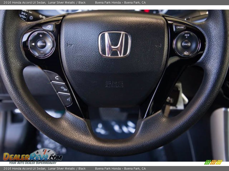 2016 Honda Accord LX Sedan Lunar Silver Metallic / Black Photo #15