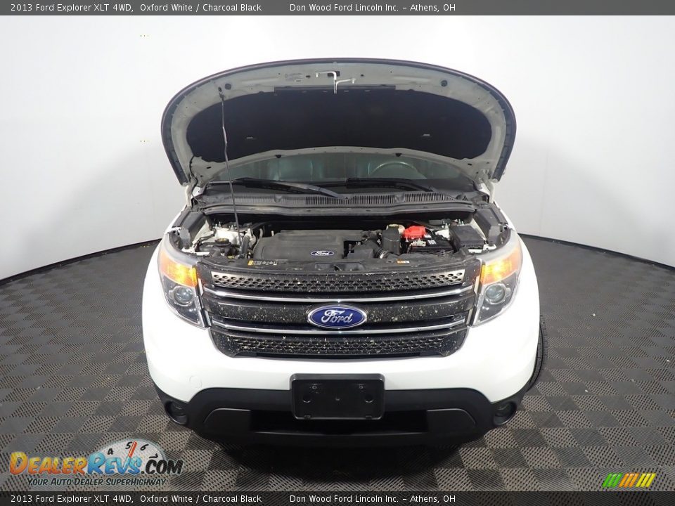 2013 Ford Explorer XLT 4WD Oxford White / Charcoal Black Photo #7