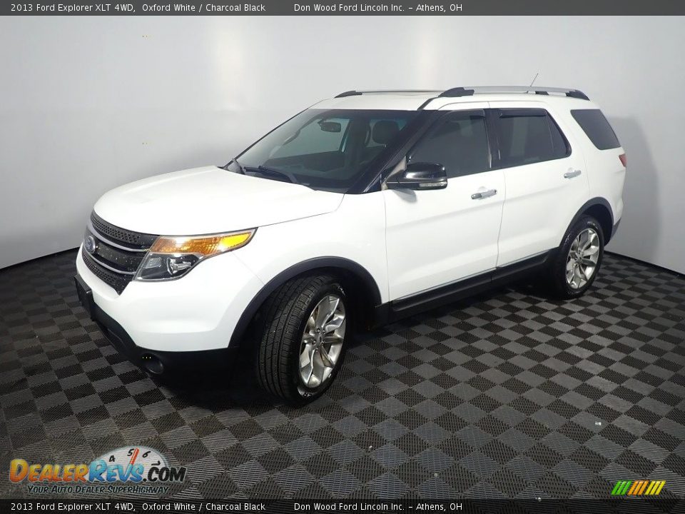 2013 Ford Explorer XLT 4WD Oxford White / Charcoal Black Photo #10