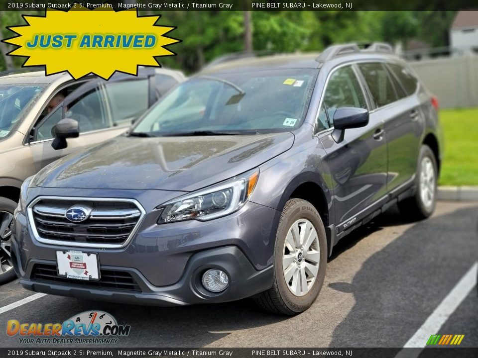 2019 Subaru Outback 2.5i Premium Magnetite Gray Metallic / Titanium Gray Photo #1