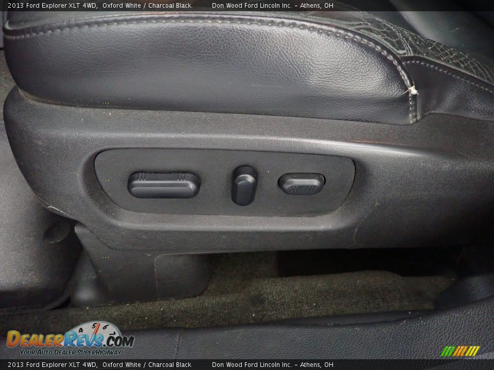2013 Ford Explorer XLT 4WD Oxford White / Charcoal Black Photo #25