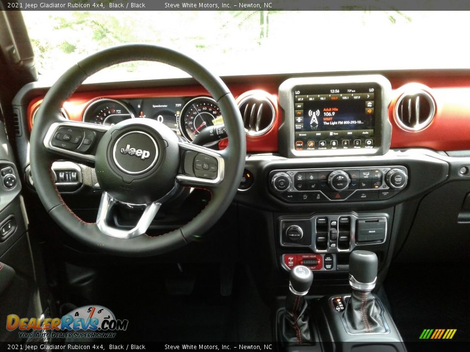 Dashboard of 2021 Jeep Gladiator Rubicon 4x4 Photo #18