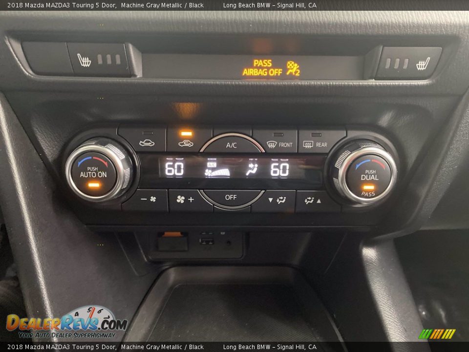 2018 Mazda MAZDA3 Touring 5 Door Machine Gray Metallic / Black Photo #25