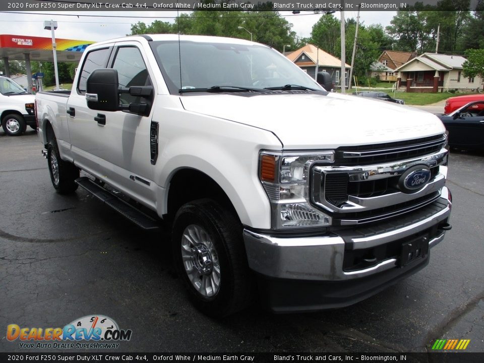 2020 Ford F250 Super Duty XLT Crew Cab 4x4 Oxford White / Medium Earth Gray Photo #5