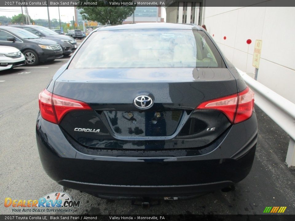 2017 Toyota Corolla LE Black Sand Pearl / Almond Photo #4