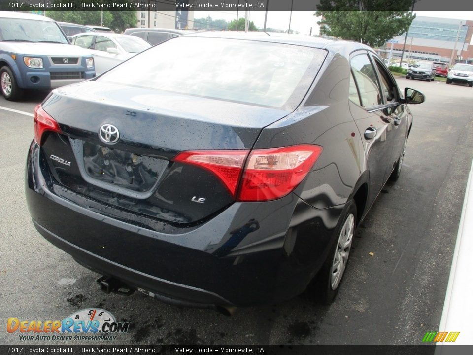 2017 Toyota Corolla LE Black Sand Pearl / Almond Photo #5