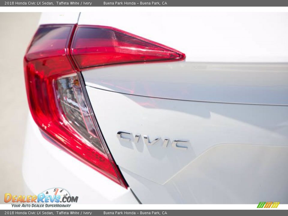 2018 Honda Civic LX Sedan Taffeta White / Ivory Photo #11