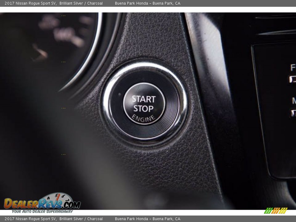 Controls of 2017 Nissan Rogue Sport SV Photo #19