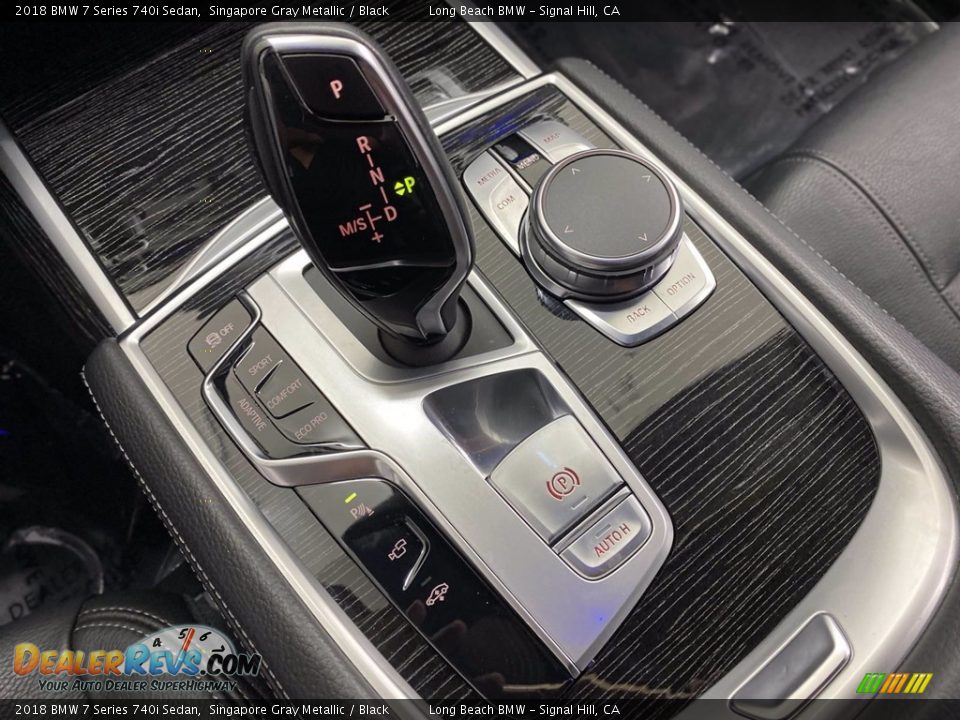 2018 BMW 7 Series 740i Sedan Shifter Photo #27