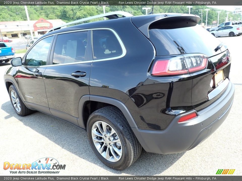 2020 Jeep Cherokee Latitude Plus Diamond Black Crystal Pearl / Black Photo #3