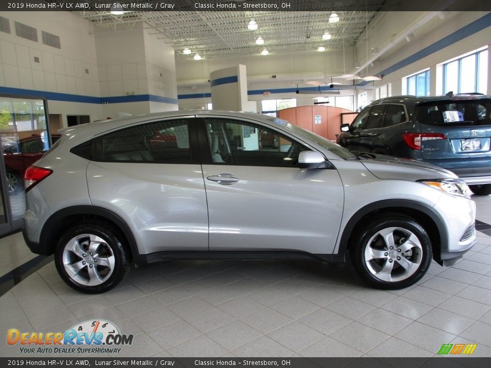 2019 Honda HR-V LX AWD Lunar Silver Metallic / Gray Photo #4