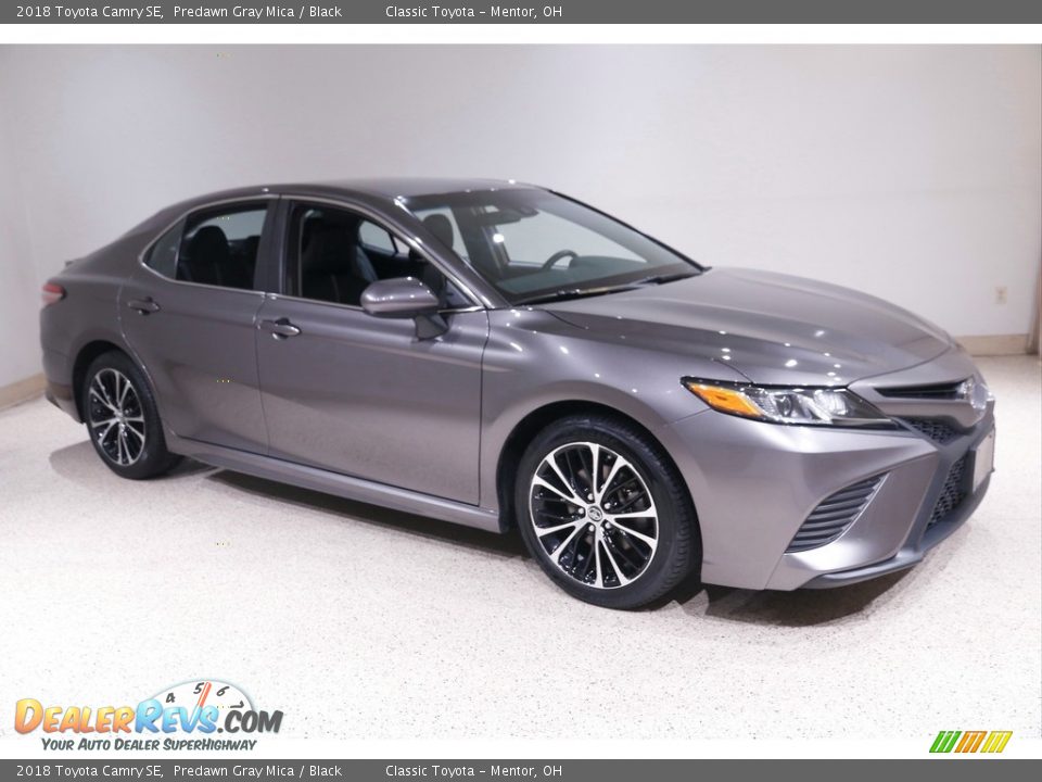 2018 Toyota Camry SE Predawn Gray Mica / Black Photo #1