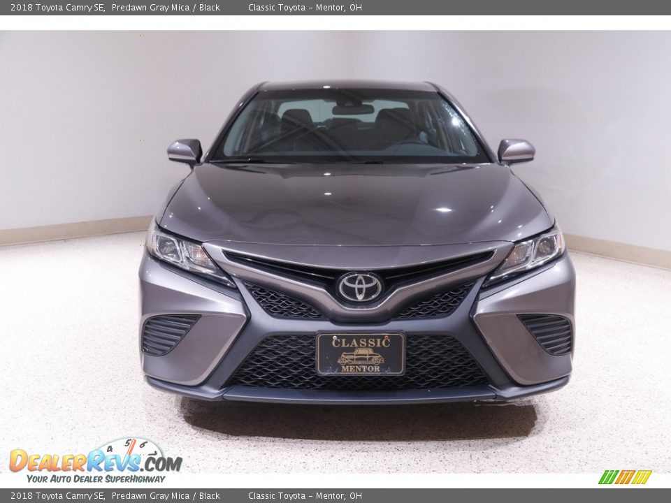 2018 Toyota Camry SE Predawn Gray Mica / Black Photo #2