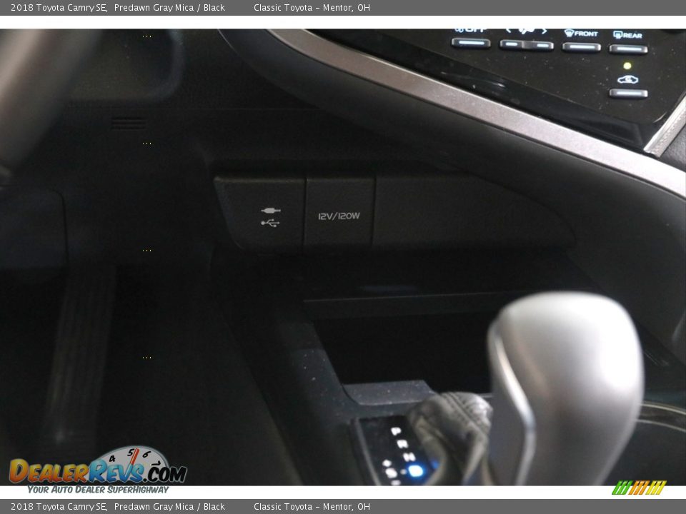 2018 Toyota Camry SE Predawn Gray Mica / Black Photo #11