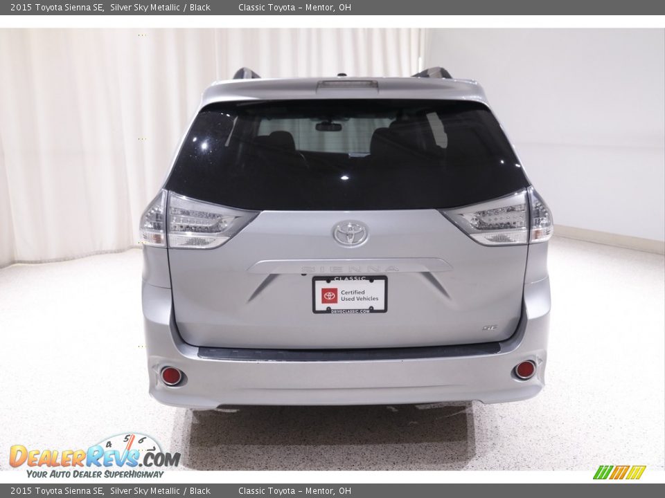 2015 Toyota Sienna SE Silver Sky Metallic / Black Photo #22