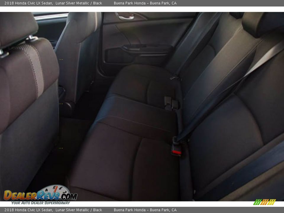 2018 Honda Civic LX Sedan Lunar Silver Metallic / Black Photo #4
