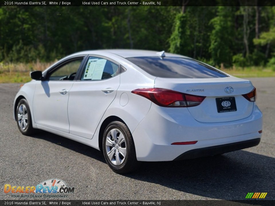 2016 Hyundai Elantra SE White / Beige Photo #3