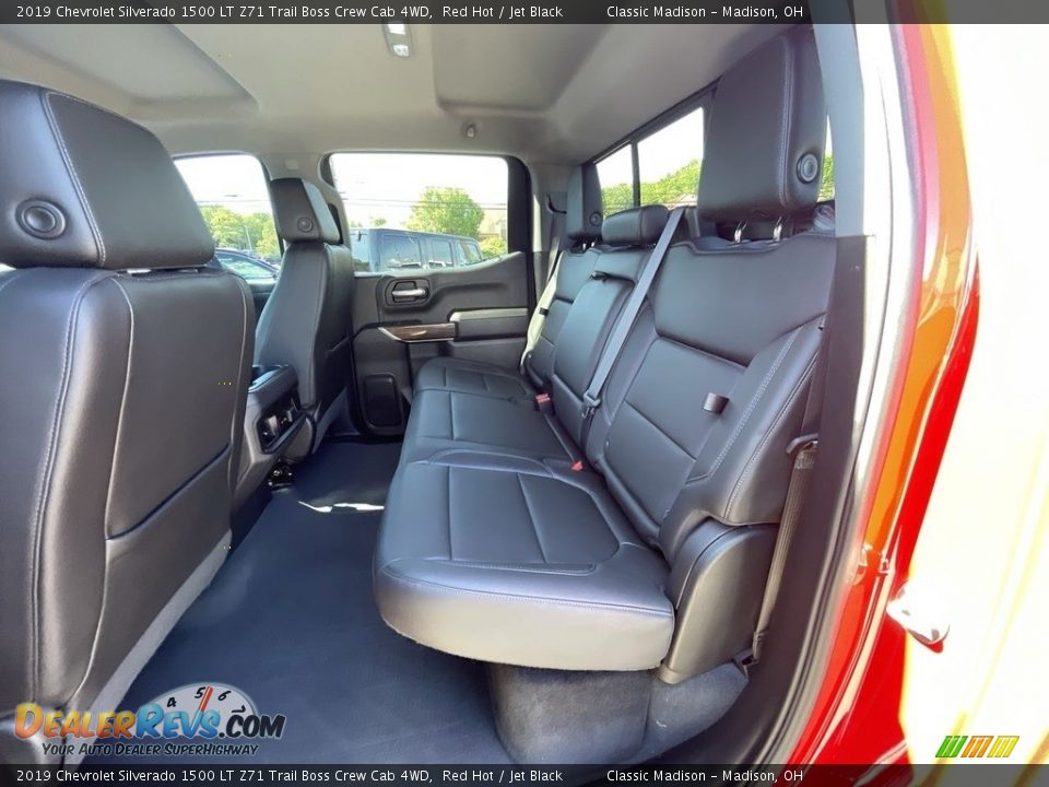 2019 Chevrolet Silverado 1500 LT Z71 Trail Boss Crew Cab 4WD Red Hot / Jet Black Photo #12