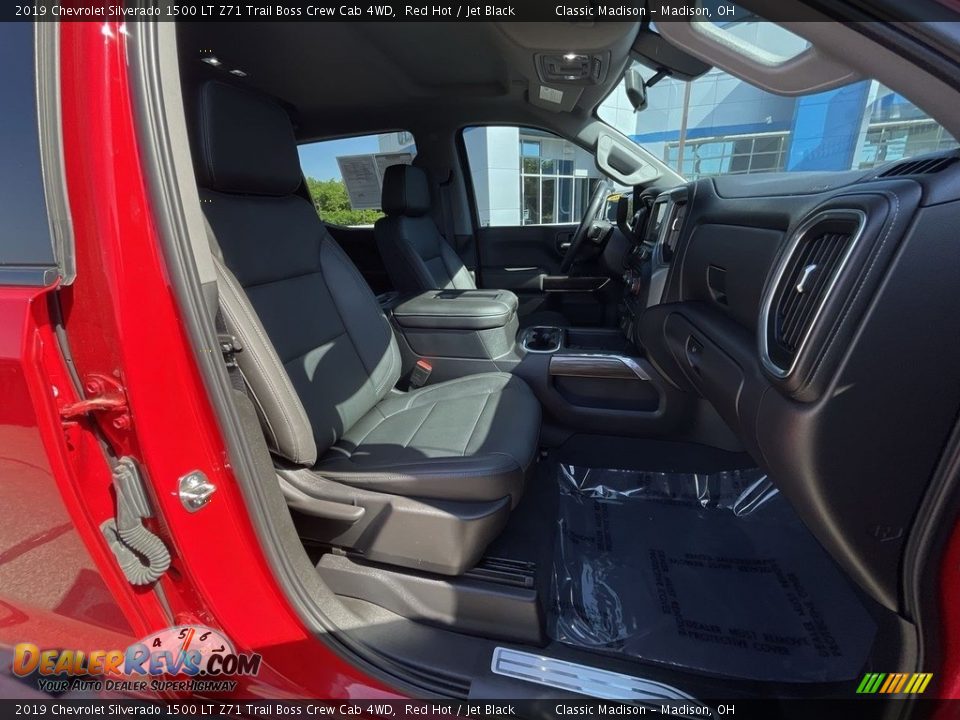 2019 Chevrolet Silverado 1500 LT Z71 Trail Boss Crew Cab 4WD Red Hot / Jet Black Photo #14