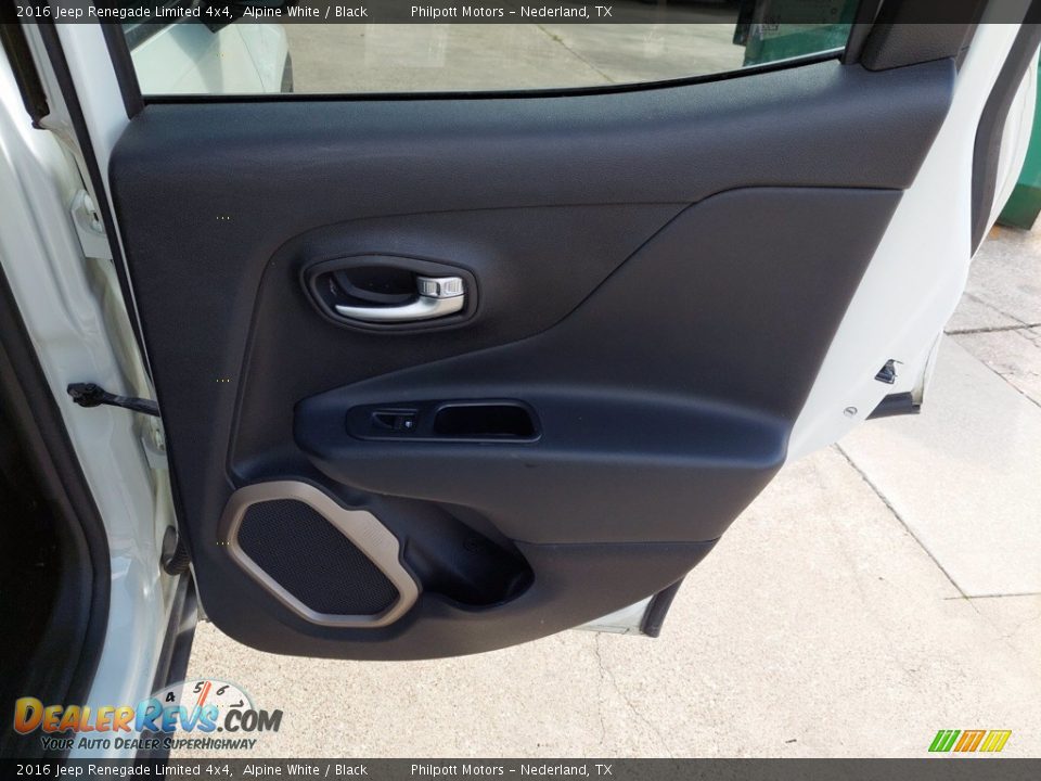 2016 Jeep Renegade Limited 4x4 Alpine White / Black Photo #27