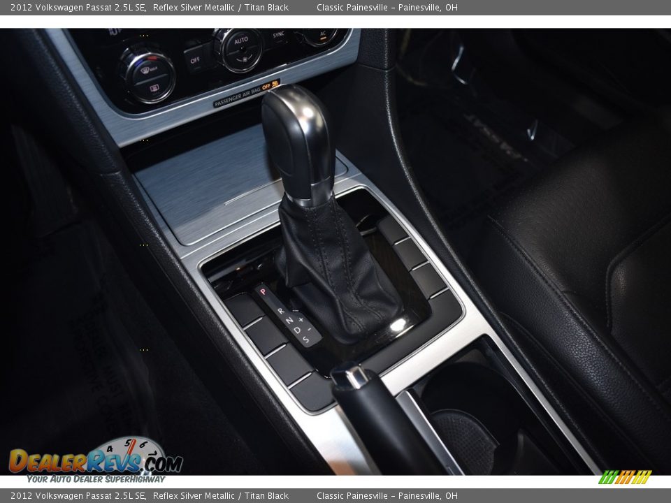 2012 Volkswagen Passat 2.5L SE Reflex Silver Metallic / Titan Black Photo #14