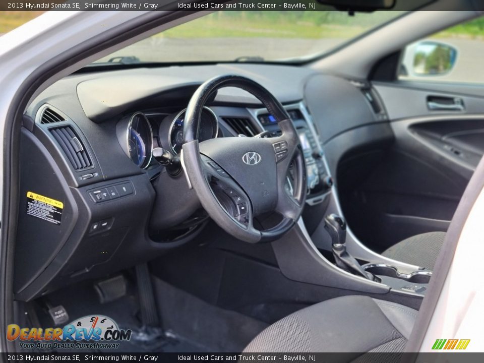 2013 Hyundai Sonata SE Shimmering White / Gray Photo #15