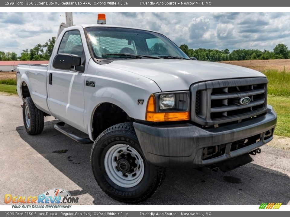 Front 3/4 View of 1999 Ford F350 Super Duty XL Regular Cab 4x4 Photo #1