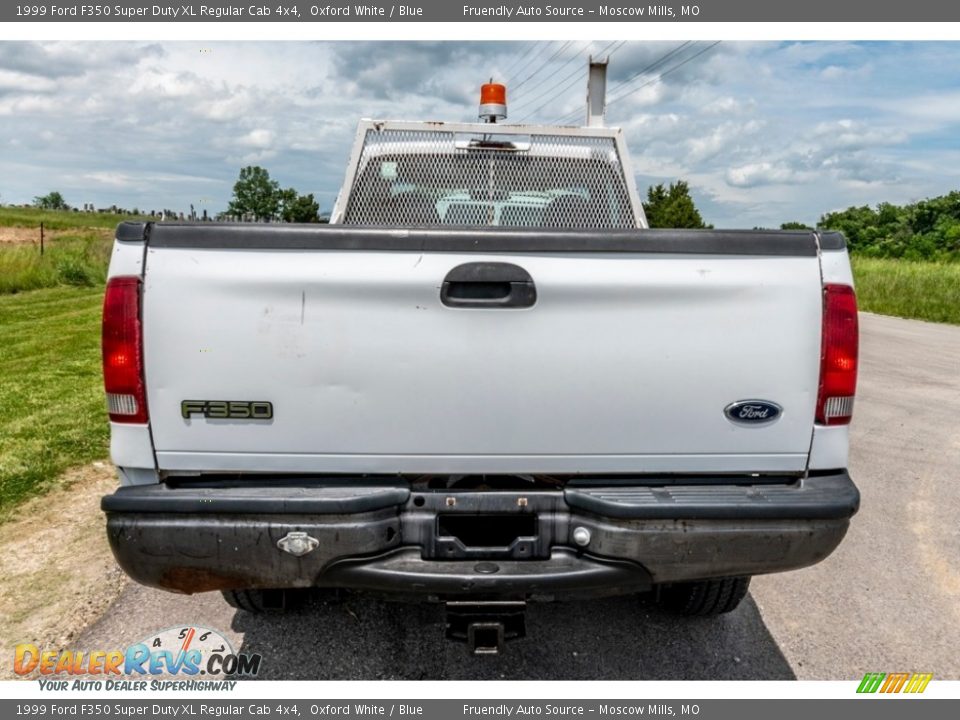 1999 Ford F350 Super Duty XL Regular Cab 4x4 Oxford White / Blue Photo #5