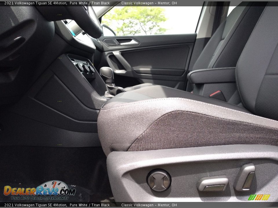 2021 Volkswagen Tiguan SE 4Motion Pure White / Titan Black Photo #4