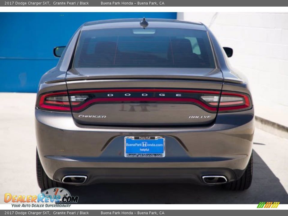 2017 Dodge Charger SXT Granite Pearl / Black Photo #9