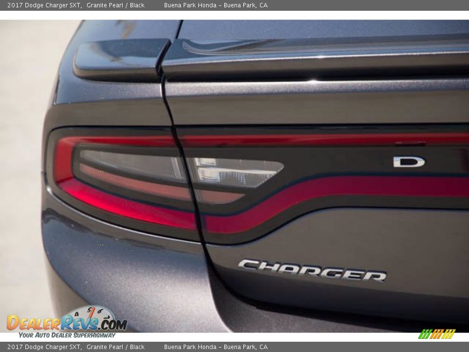 2017 Dodge Charger SXT Granite Pearl / Black Photo #10