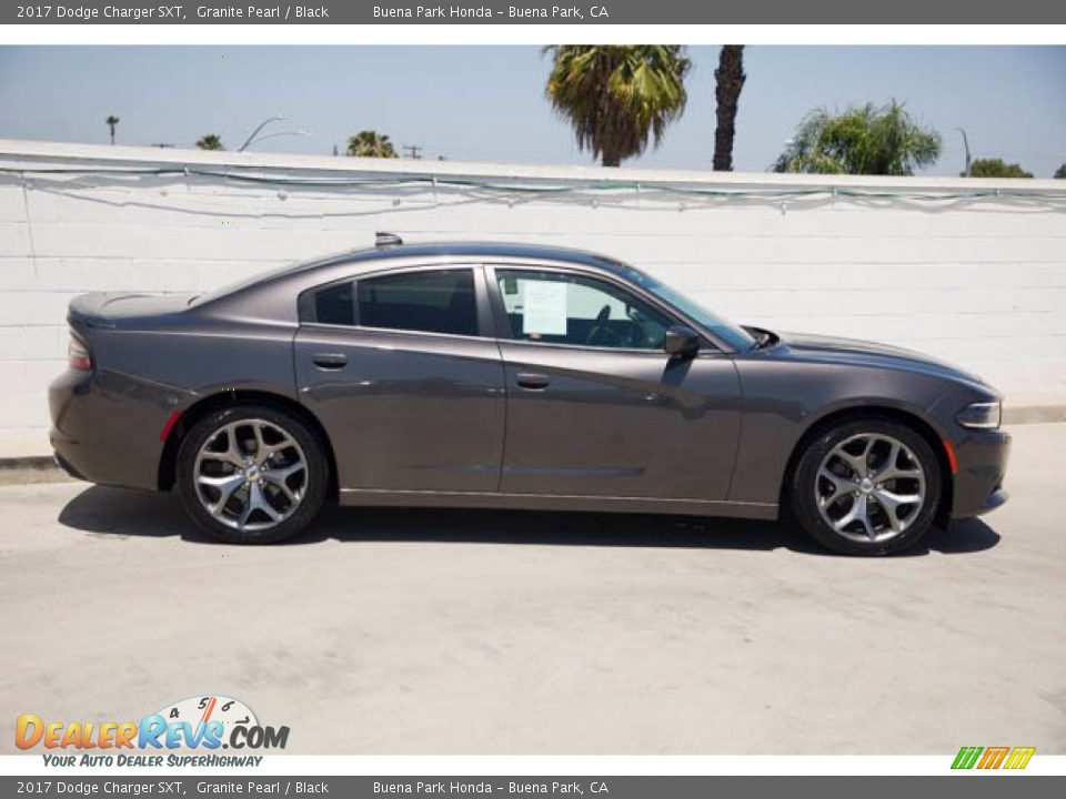 2017 Dodge Charger SXT Granite Pearl / Black Photo #12