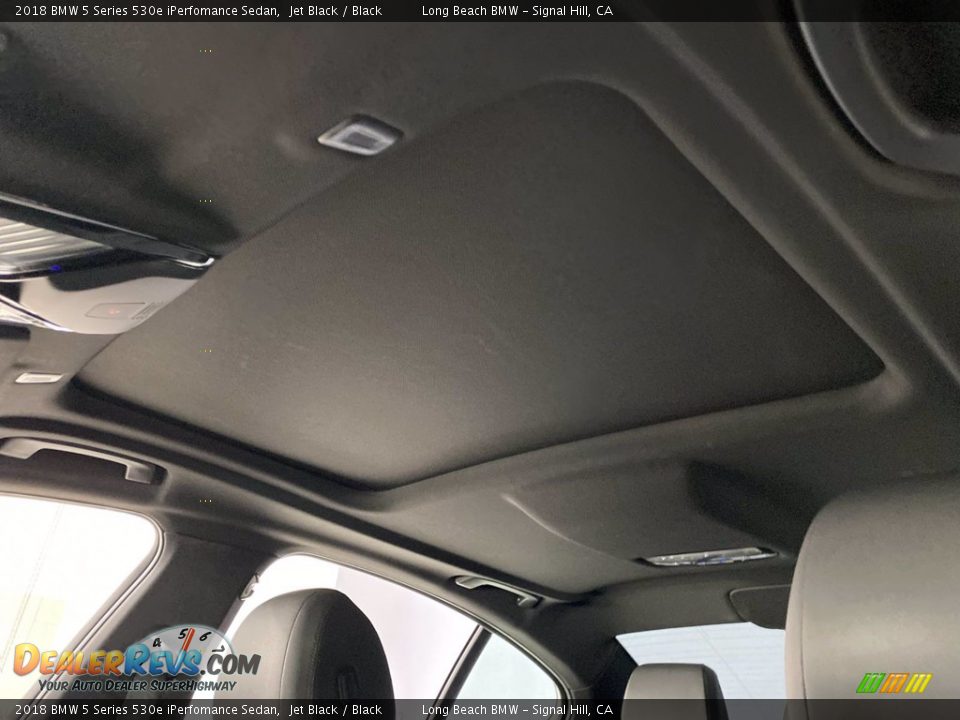 2018 BMW 5 Series 530e iPerfomance Sedan Jet Black / Black Photo #31